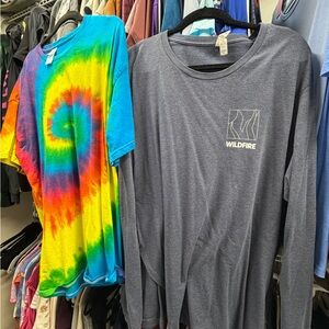 Tie dye short sleeve & Gray men’s Long Sleeve Shirt